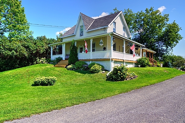 11548 Highway 38, Central Frontenac, ON, Gurreathomes