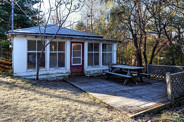 10384 Canoe Lake Road, Canoe Lake Access, Godfrey, ON Gurreathomes