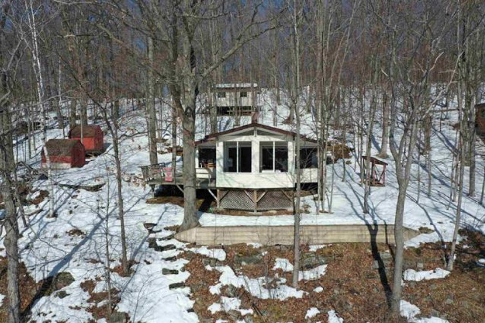 westport buck lake cottage waterfront gurreathomes