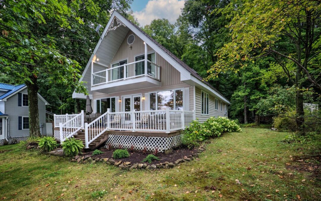 346 North Shore Road, Upper Rideau Lake