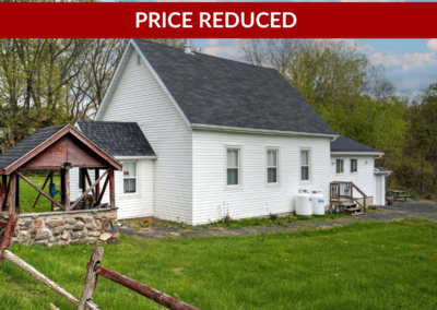 1867 Crow Lake Road, Maberly