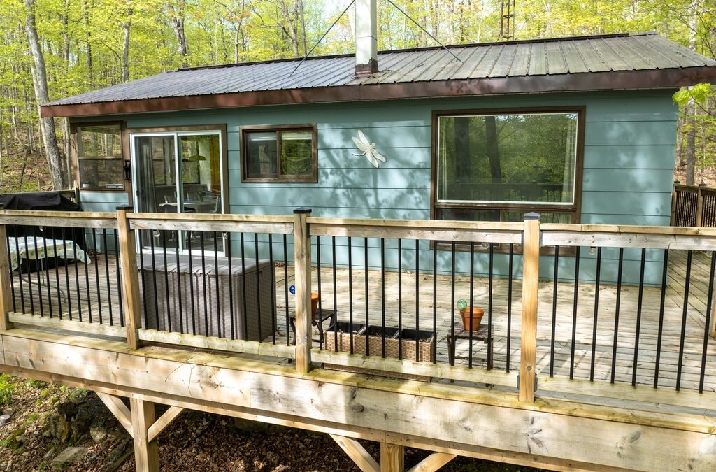 199 West Devil Lake Lane, Devil Lake