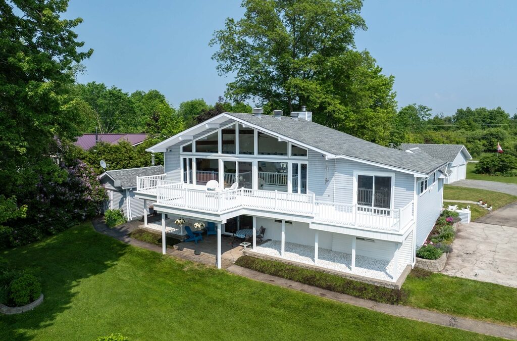 162 McNally’s Lane, Upper Rideau Lake