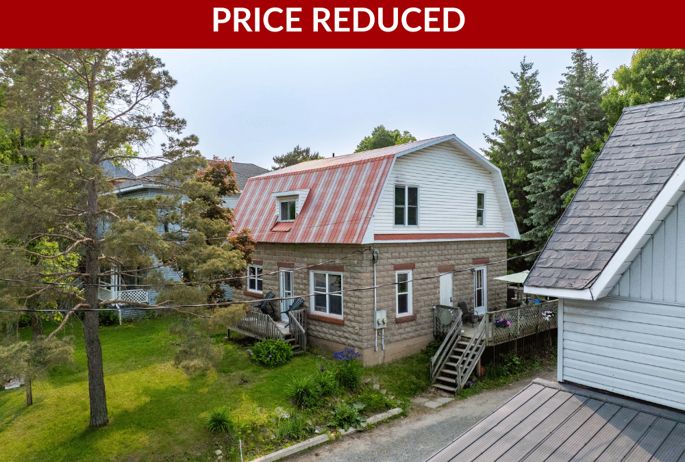 24 Rideau St., Westport