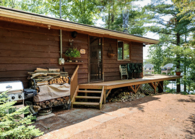 1379 Everett Lane, Knowlton Lake