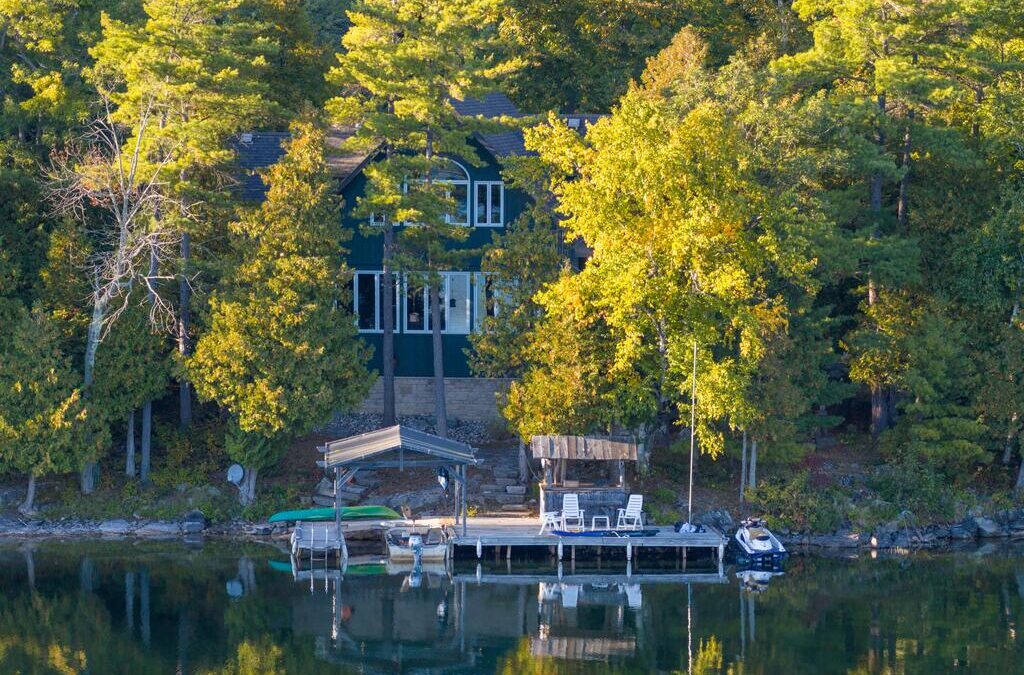 441B MacComish Lane, Buck Lake