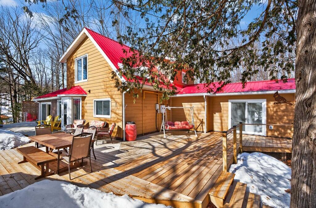 1004C Public Beach Rd, Long Lake