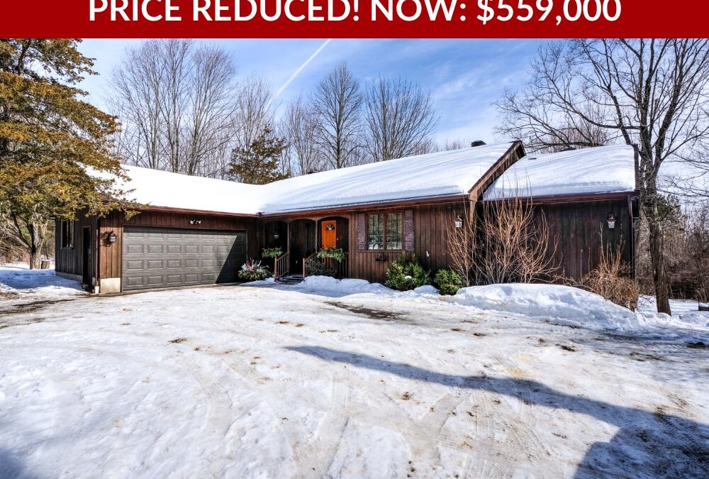 9889 Perth Road, Rideau Lakes