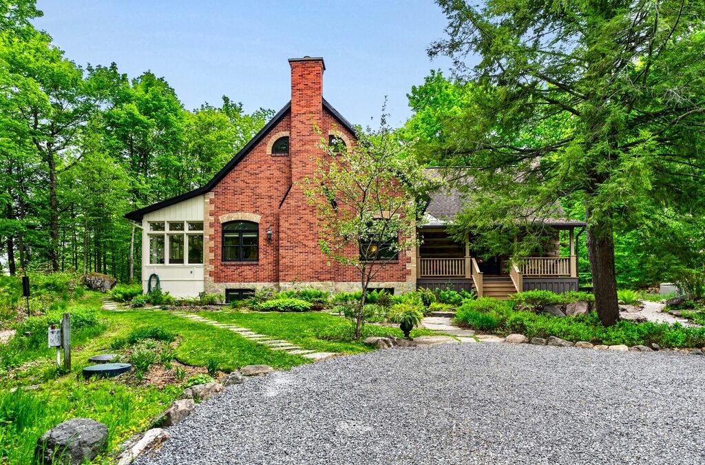 1203 Bygrove Lane, Bobs Lake