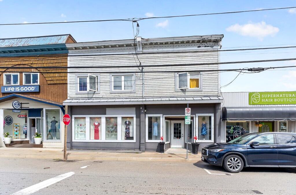 12 Bedford Street, Westport
