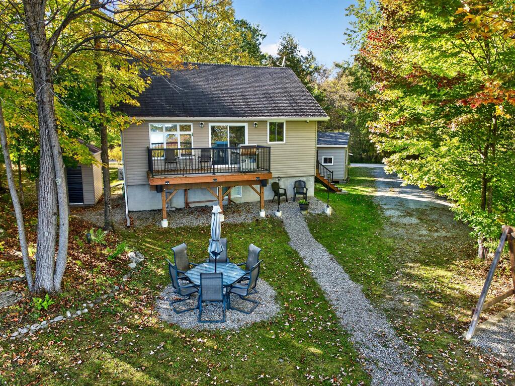 368 Troy Lake Road, Troy Lake