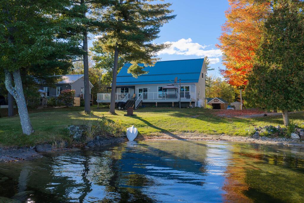 59 West Shore Lane, White Lake